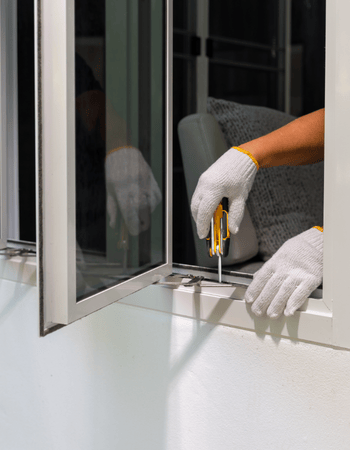 Hinged Fly Screen Windows 2